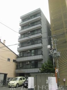 【クワイシャノン円山表参道の建物外観】