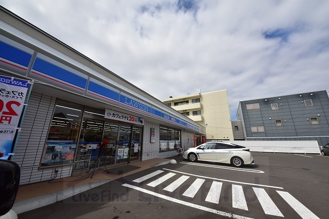 【札幌市豊平区西岡三条のマンションのコンビニ】