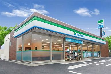 【世田谷区経堂のアパートのコンビニ】