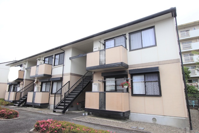 建物外観　物件現地お待ち合わせのご内見も承ります♪