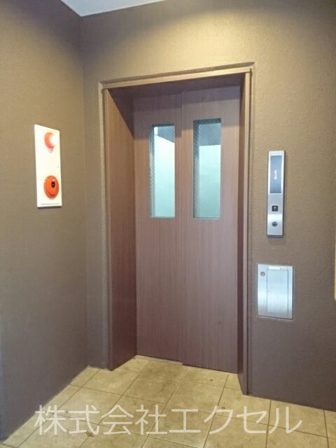 その他共有部分　エレベーター付きです。