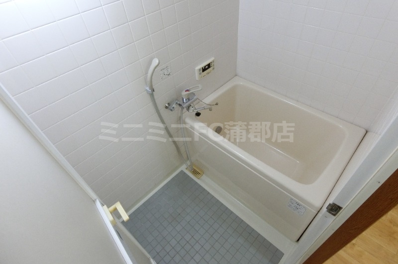 バス・シャワールーム　同タイプ