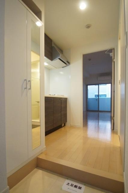 玄関　物件の画像6