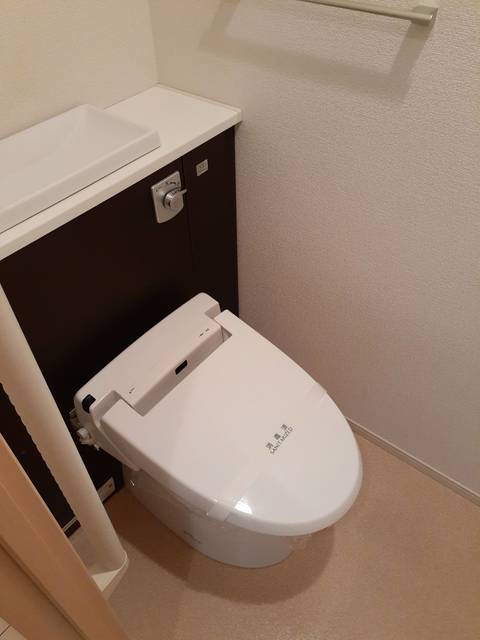 トイレ　トイレ