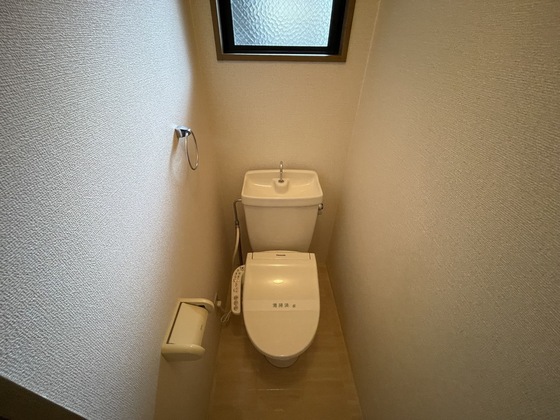 ファミール土井 A棟のトイレ写真