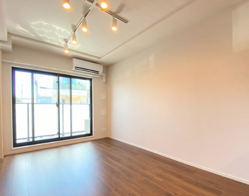 居室・リビング　別タイプ部屋　参考写真です