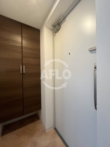 玄関　Luxe三国II　玄関