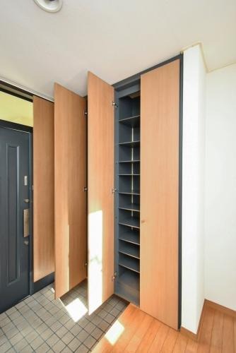 玄関　エントランス写真