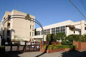 中学校　さいたま市立大成中学校（中学校）まで354m