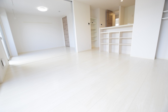 居室・リビング　反転タイプのものです。