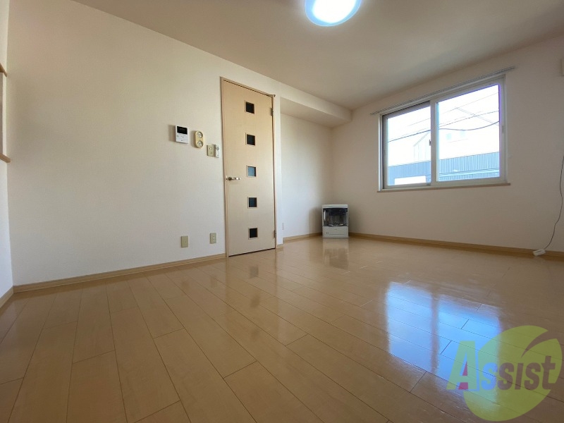 居室・リビング　広くてキレイなお部屋が広がっていて、充実した生活が送れそう。