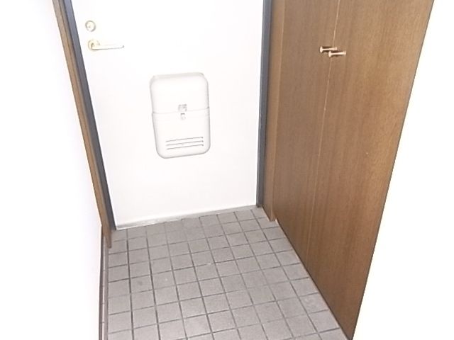 玄関　★大型シューズボックス付きの玄関★