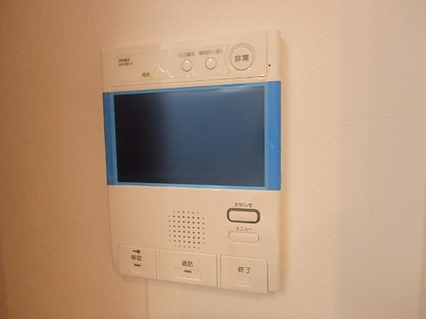 セキュリティ　防犯対策にもなるモニター付インターホン