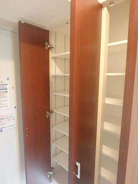 玄関　靴もしっかり収納でき玄関スッキリ！