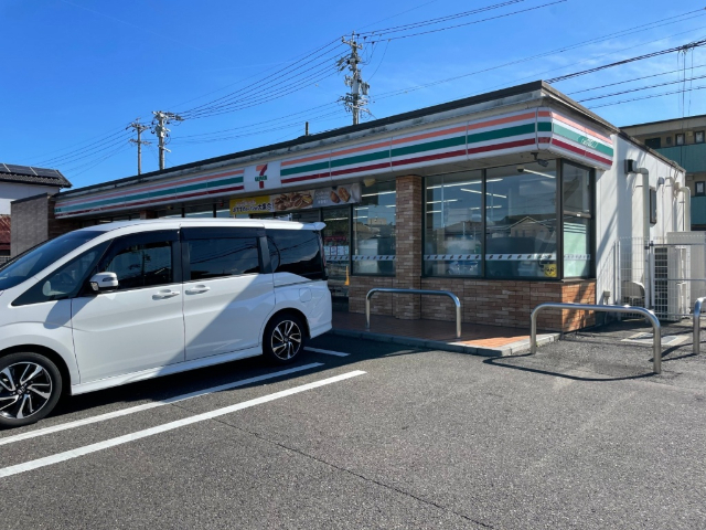 コンビニ　セブンイレブン可児今渡店（コンビニ）まで319m