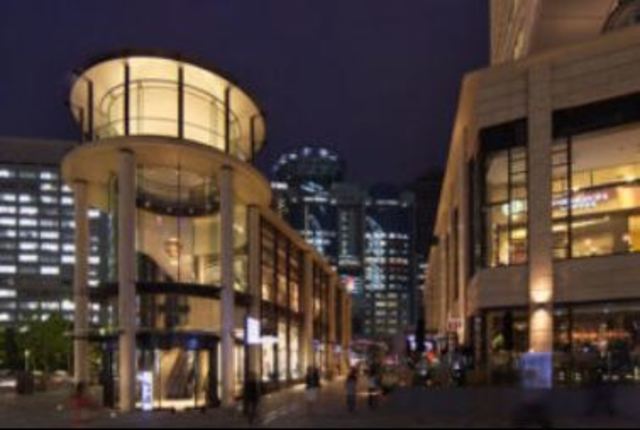 ショッピングセンター　赤坂サカス（ショッピングセンター）まで911m