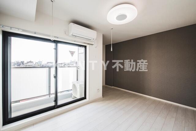 居室・リビング　使いやすい居間です