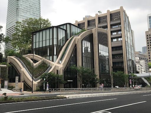 ショッピングセンター　麻布台ヒルズマーケット（ショッピングセンター）まで477m