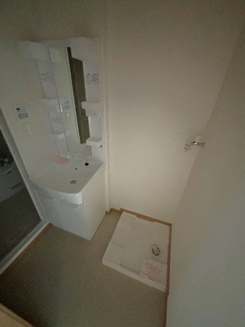 洗面設備　実際のお部屋の写真です。