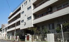 小学校　港区立白金小学校（小学校）まで361m