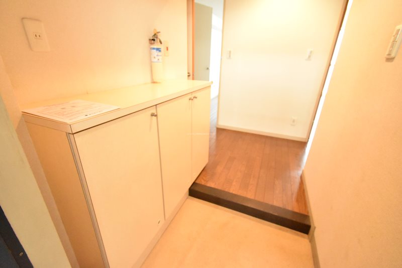 玄関　別部屋参考写真