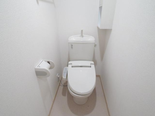 トイレ　トイレもきれいです