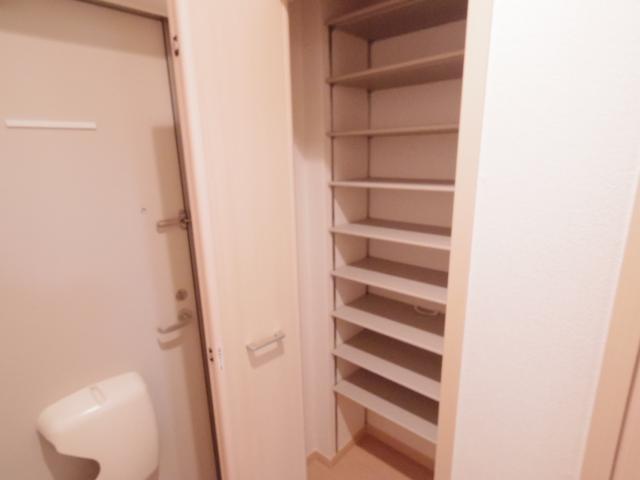 玄関　きれいな玄関です