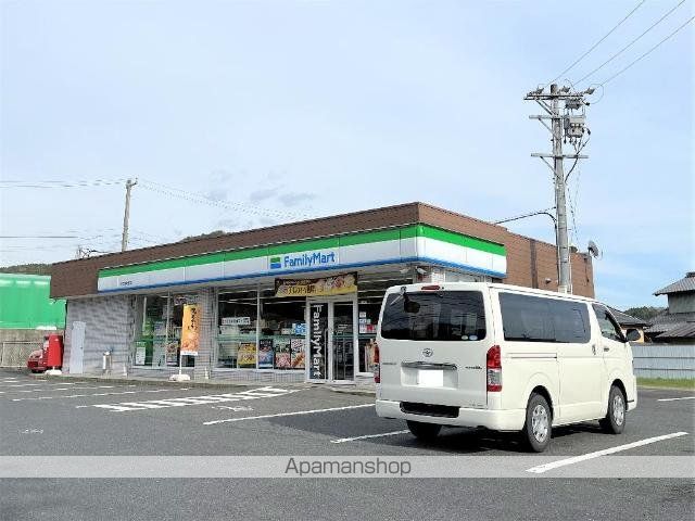 その他　ファミリーマート八百津牧野店（その他）まで526m