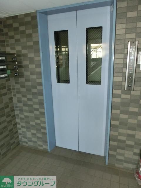 その他共有部分　エレベータ完備です