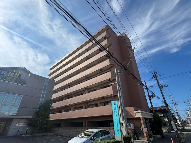 BUENA上大川前通10番町の外観写真