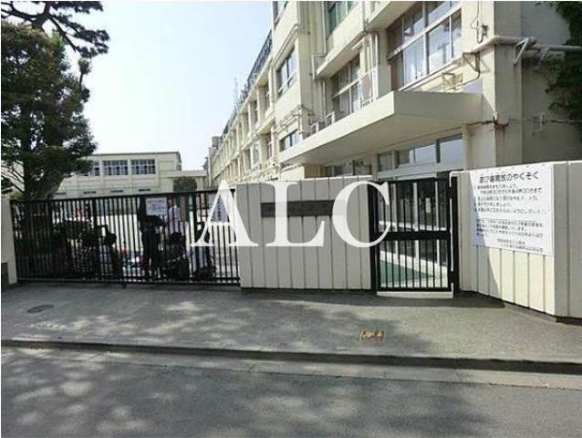 小学校　世田谷区立北沢小学校（小学校）まで1040m