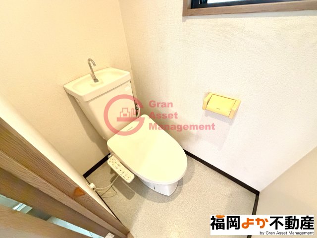 トイレ　【リノベ部屋】コンパクトで使いやすいトイレです