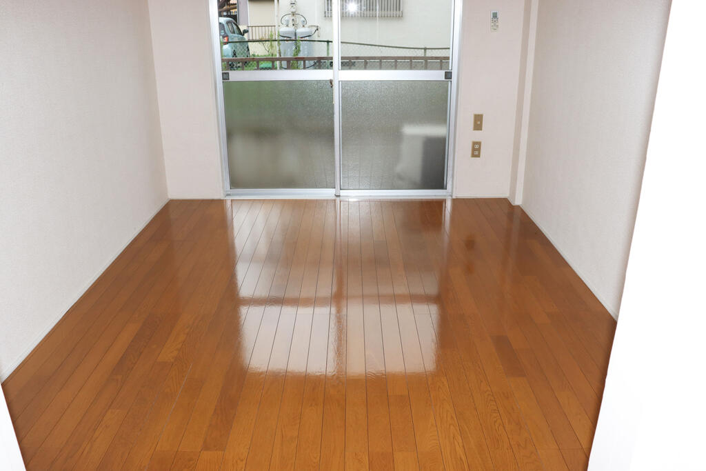 ＪＲ八高線 北藤岡駅 徒歩66分 2階建 築45年の居間写真