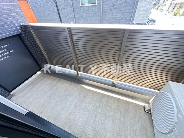 バルコニー　お洗濯にも便利なバルコニー付き