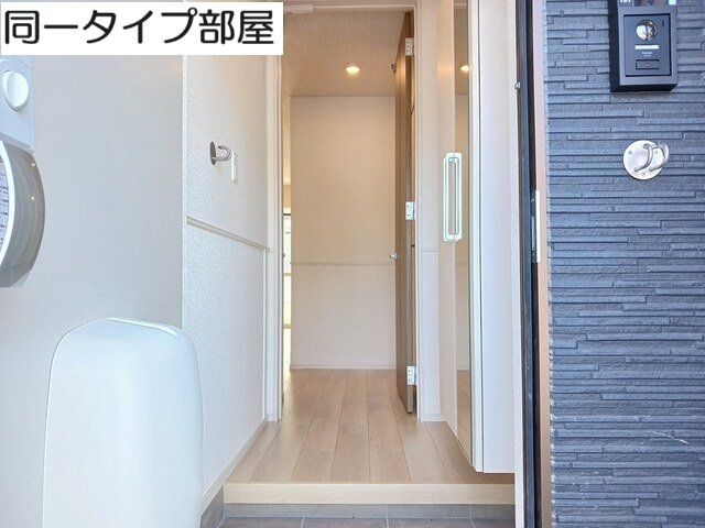 玄関　ゆったりとした玄関です（イメージ）