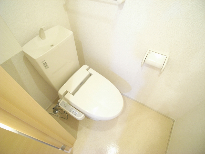ネオレジデンスのトイレ写真