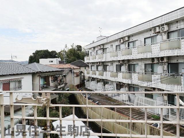 【生駒市東新町のマンションの眺望】