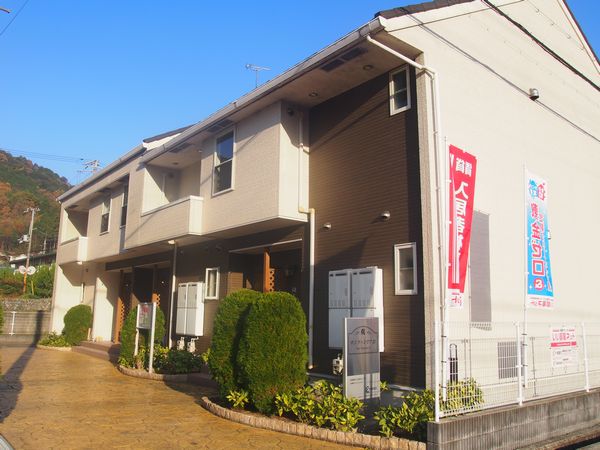 兵庫県宍粟市山崎町加生（アパート）の賃貸物件の外観