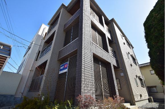 広島市中区江波西のマンションの建物外観