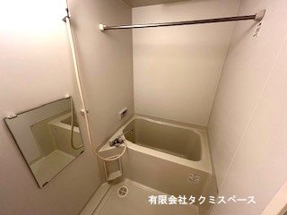 【クレール久保のバス・シャワールーム】