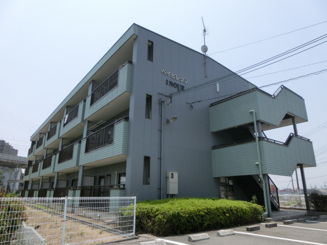 【神戸市西区南別府のマンションの建物外観】