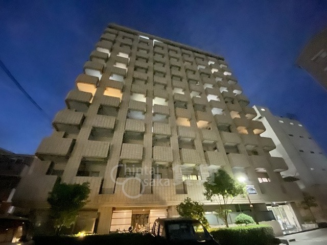 空港リブレ大阪屋の建物外観