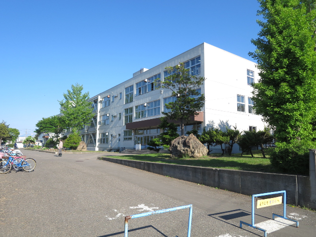 【旭川市豊岡十一条のアパートの小学校】