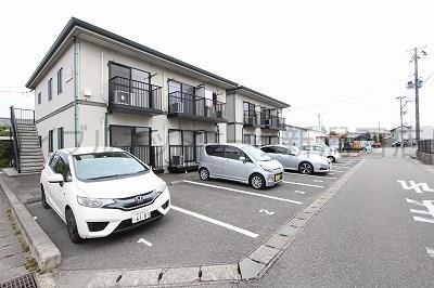 ハイツ宮の建物外観