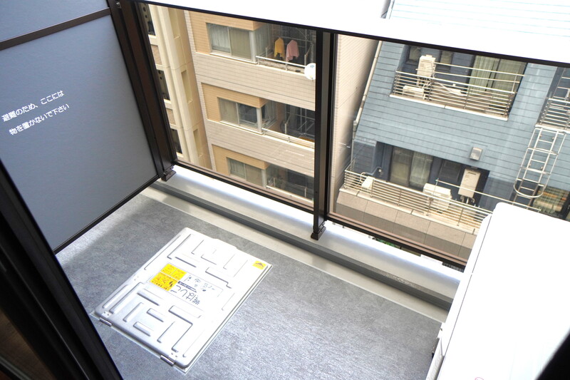 【中央区日本橋小網町のマンションのバルコニー】