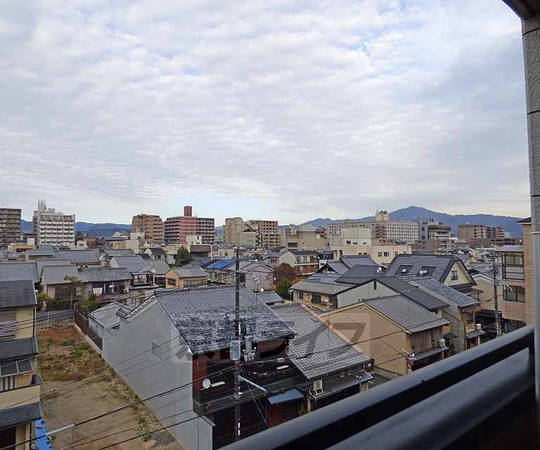 【京都市上京区栄町のマンションの眺望】