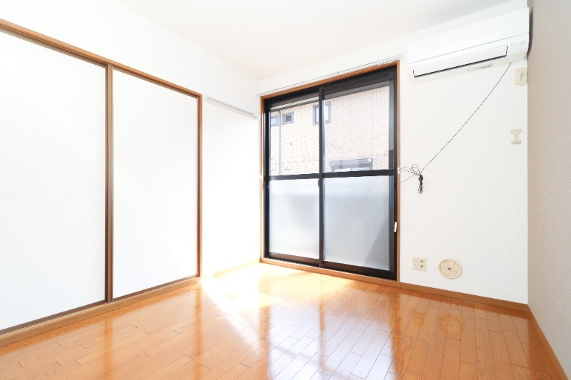 居室・リビング　図面と現状に相違がある場合には現状を優先