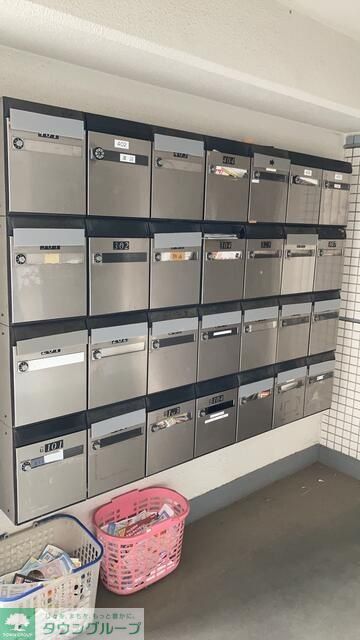 エントランス　★お部屋探しは株式会社タウンハウジング東京まで★