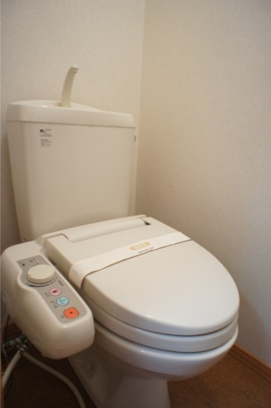 トイレ　図面と現状に相違がある場合には現状を優先