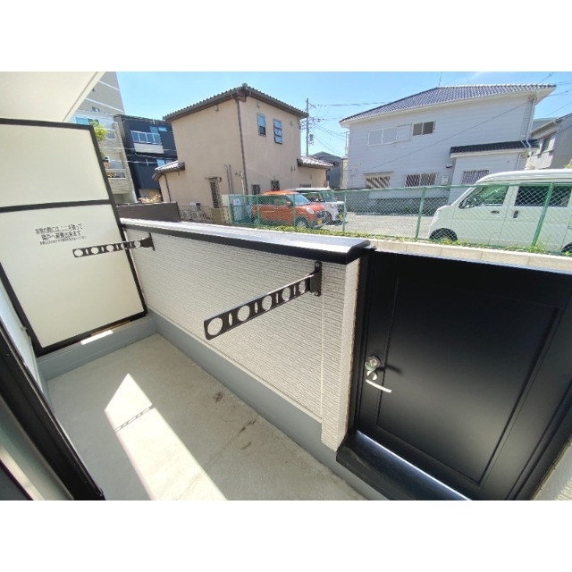 バルコニー　バルコニーはこちらです。